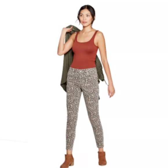 Knox Rose Leopard Jeans - Picture 2 of 6